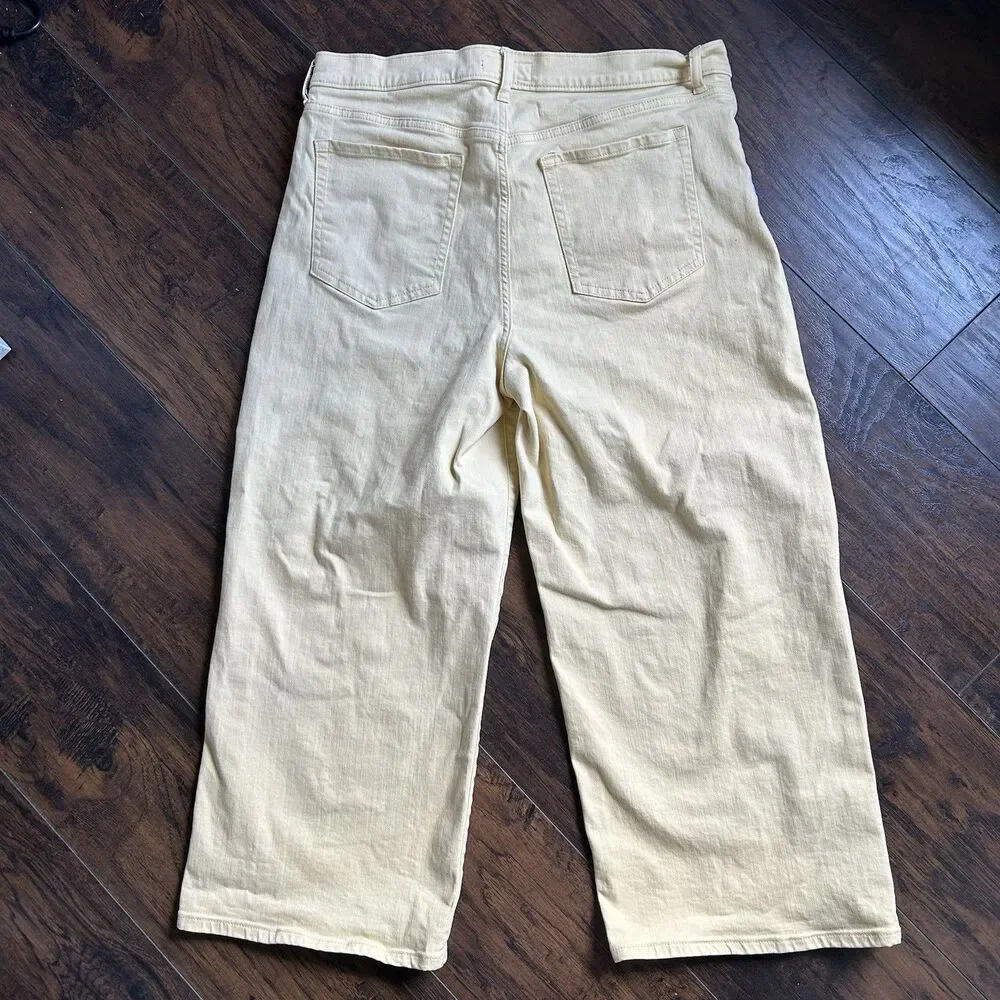 Banana Republic Jeans Size 33/16 High Rise Wide Leg Crop Pale Citrus Yellow